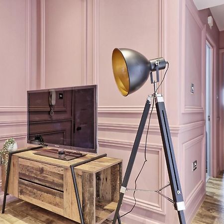Urban Stylish Apartment - Southend Stays Bagian luar foto