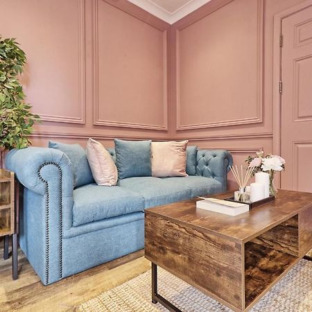 Urban Stylish Apartment - Southend Stays Bagian luar foto