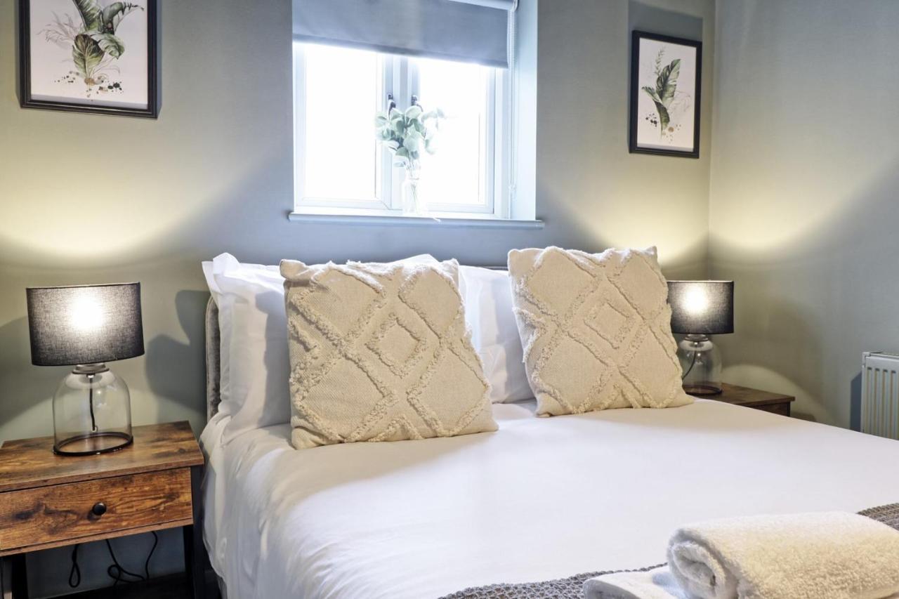 Urban Stylish Apartment - Southend Stays Bagian luar foto