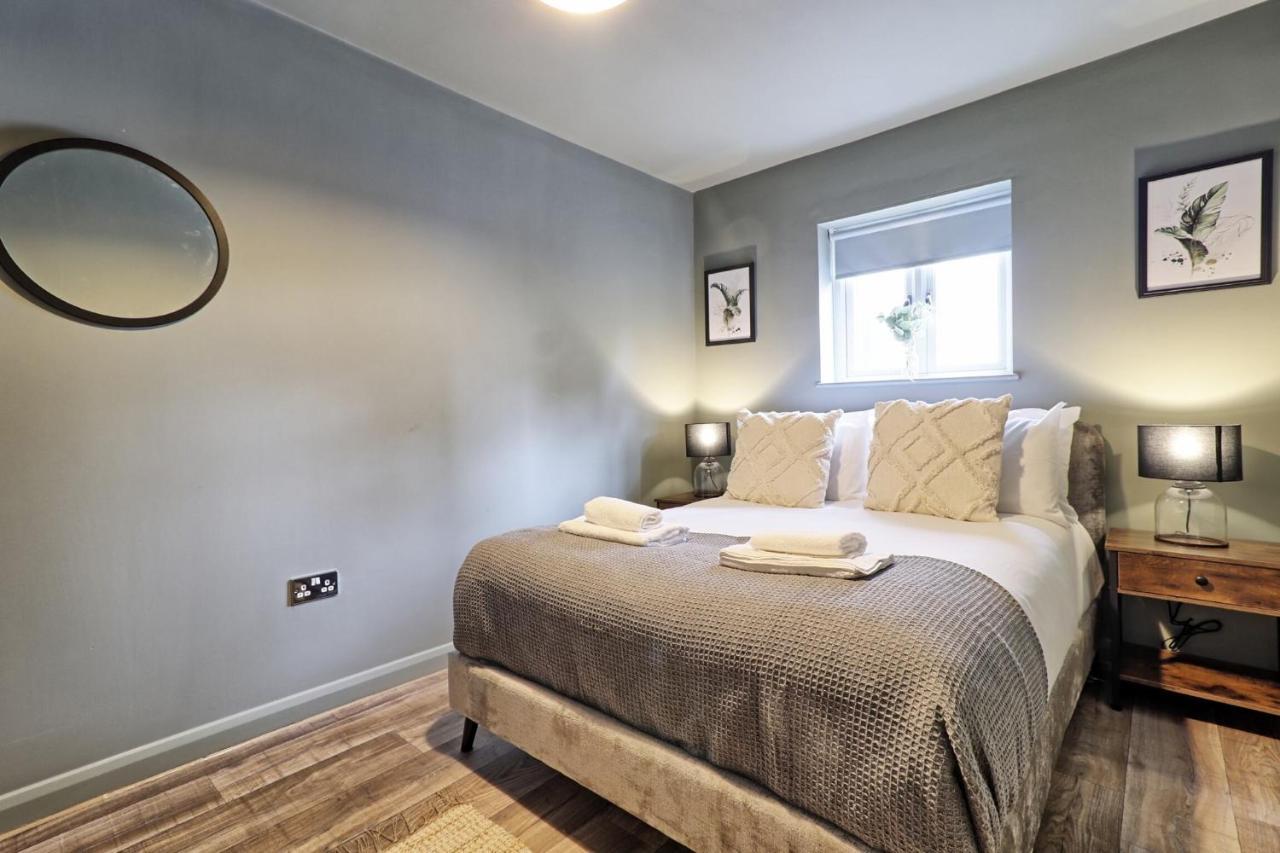 Urban Stylish Apartment - Southend Stays Bagian luar foto